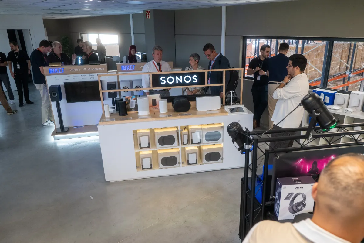 Gedelson inaugura sus nuevas instalaciones