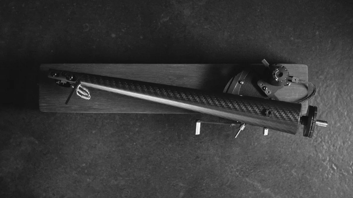 Wand Dark-Light Tonearm
