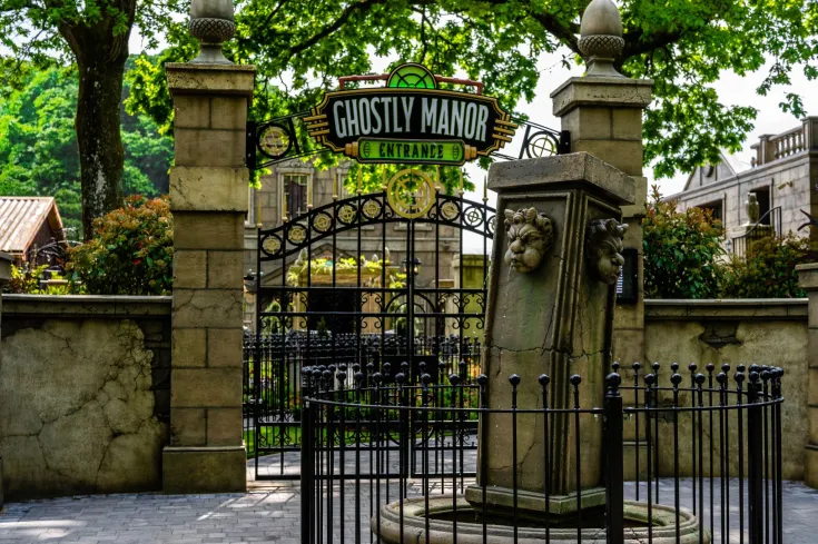 Ghostly Manor