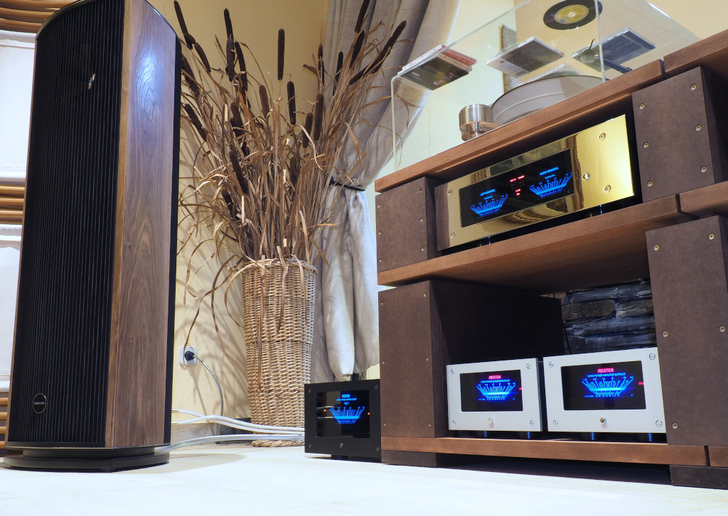 Detalles de las showrooms Assai Audio