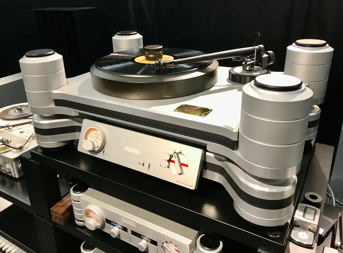 Nagra, 70º Reference Aniversary